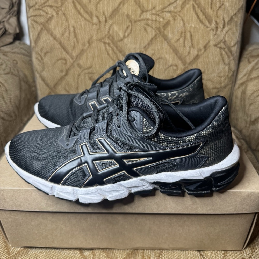 ASICS Gel-Quantum 90 Sneakers Men's Size 9 Black‎ Gold Sample Pair!